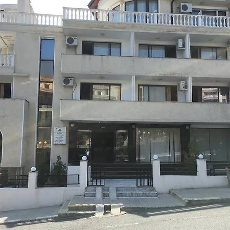 Szálloda Hotel Corona 3*