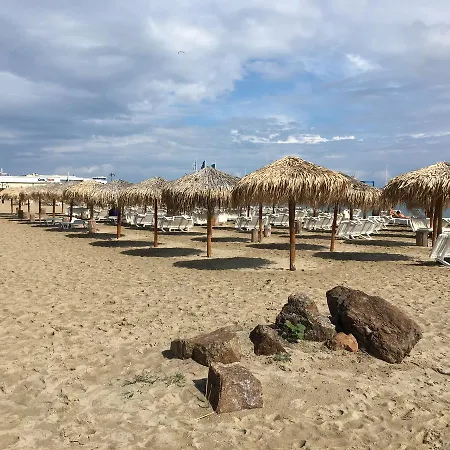 Hotel Corona