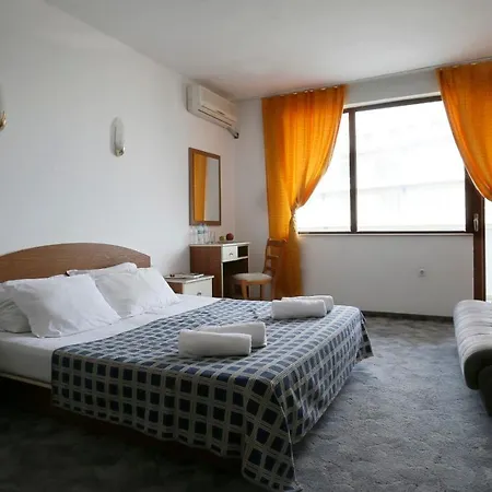 Szálloda Hotel Corona