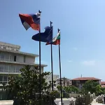 Hotel Corona 3*