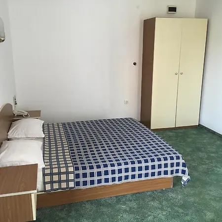 Хотел Корона - Ол Инклузив 3*